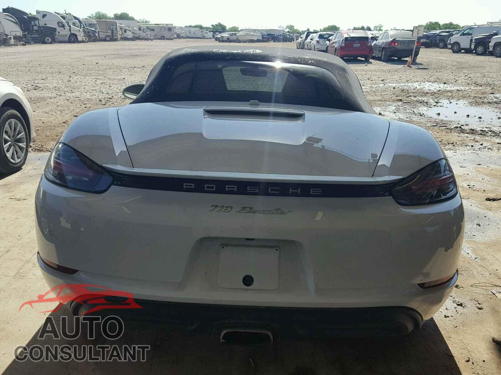 PORSCHE BOXSTER 2018 - WP0CA2A83JS210737