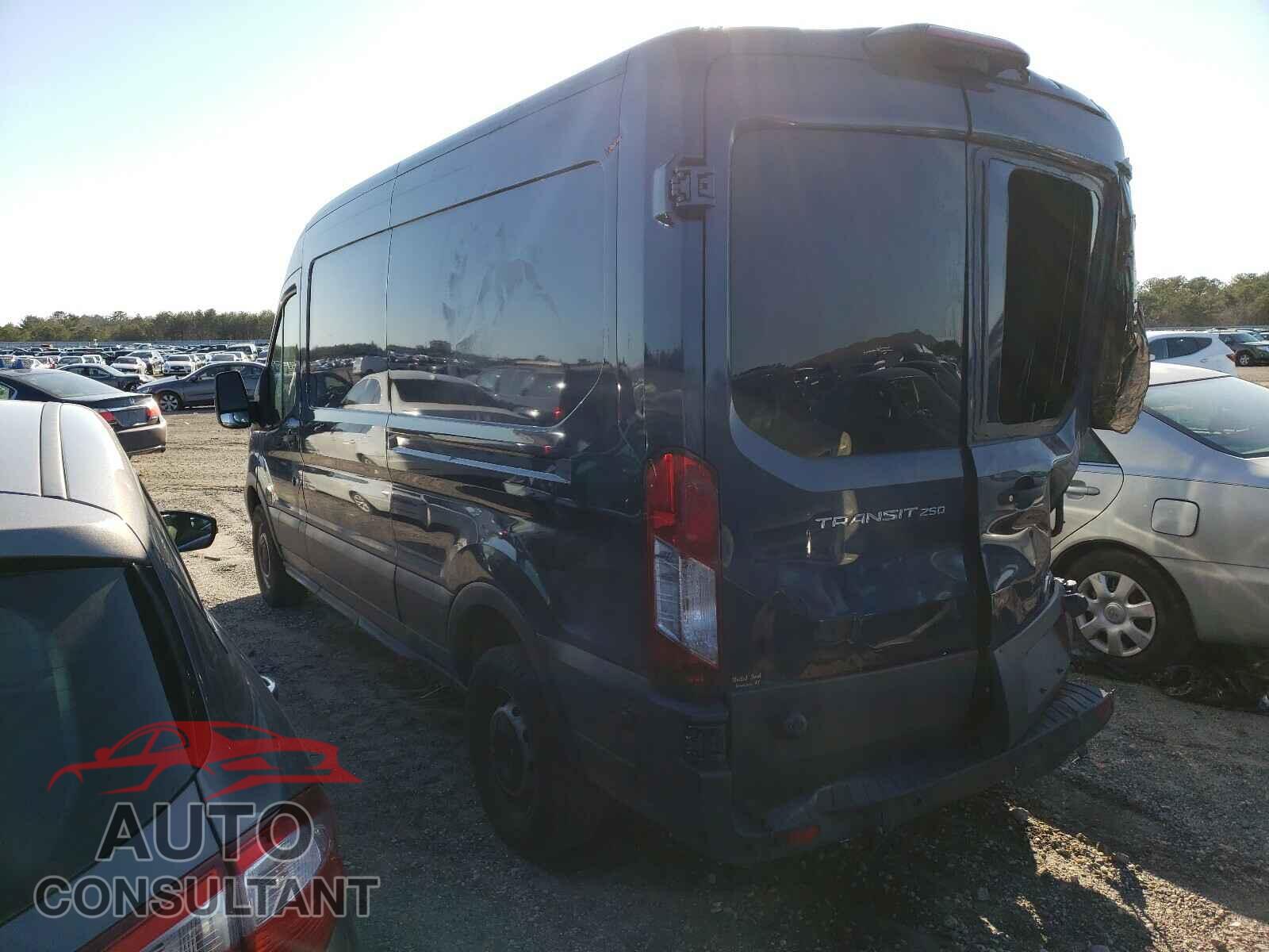 FORD TRANSIT CO 2018 - 1FTYR2CM7JKA94158