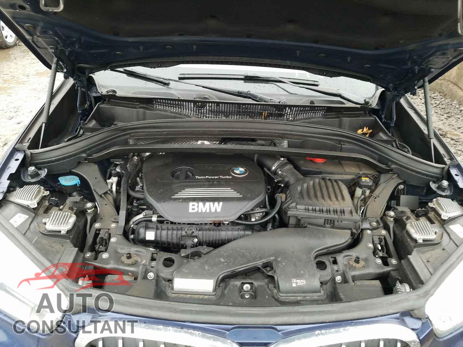 BMW X1 2016 - WBXHT3C34GP881498