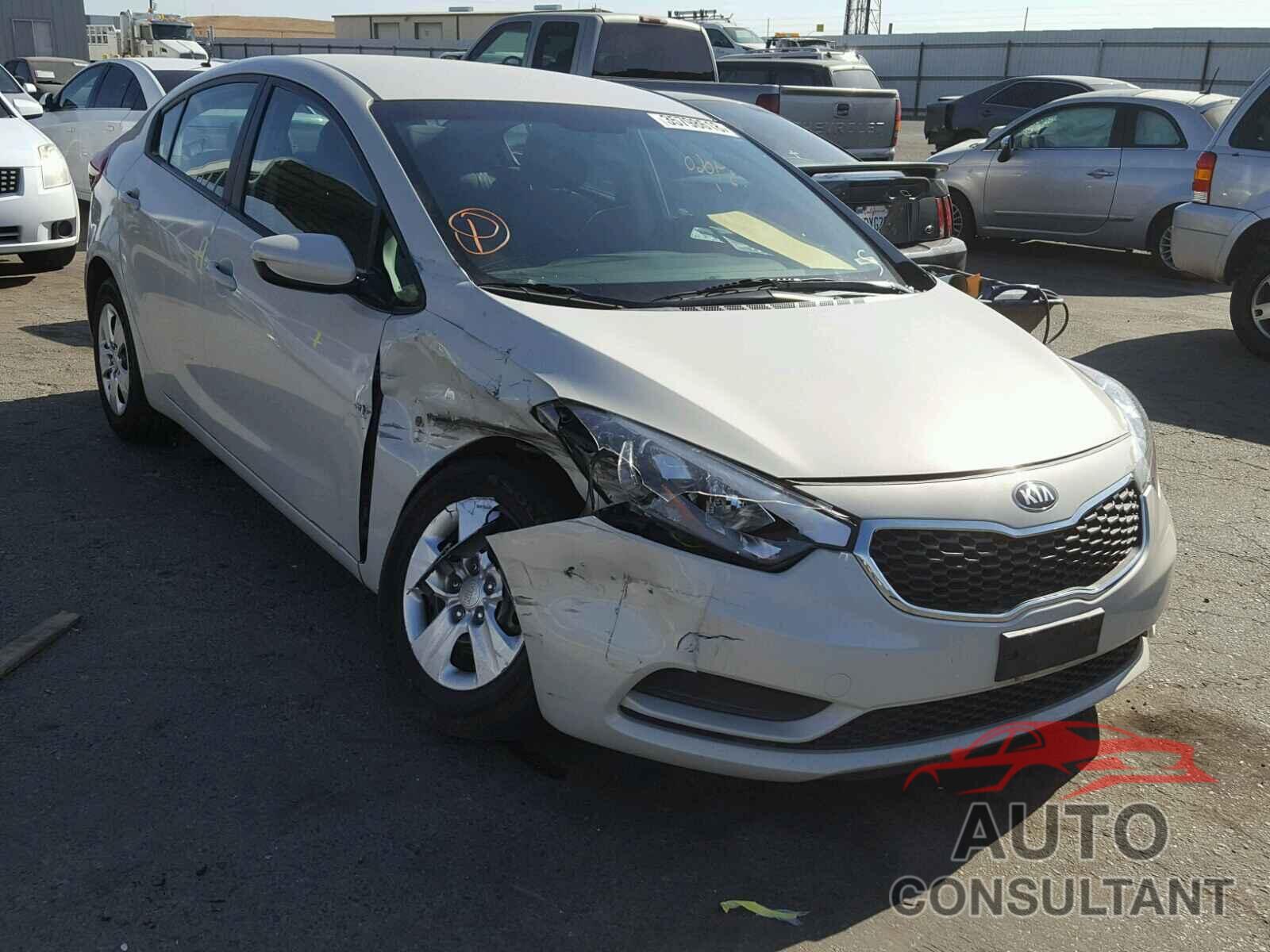KIA FORTE 2015 - KNAFK4A67F5283455