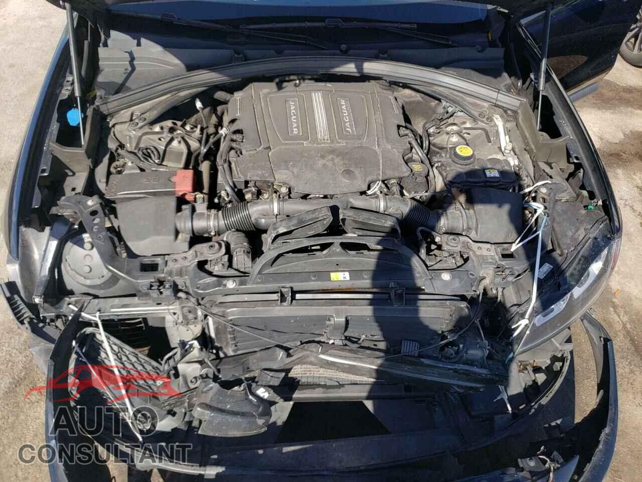 JAGUAR F-PACE 2017 - SADCJ2BV2HA067272