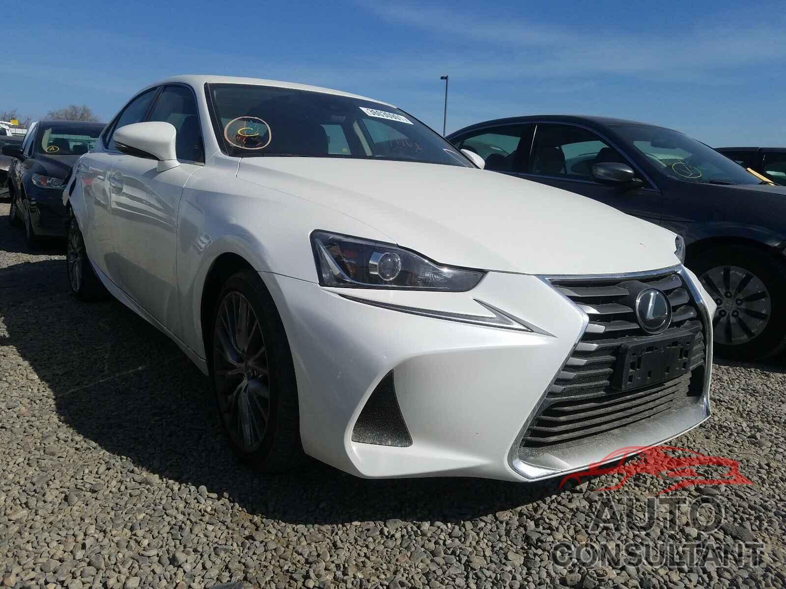 LEXUS IS 2018 - JTHBA1D22J5066639