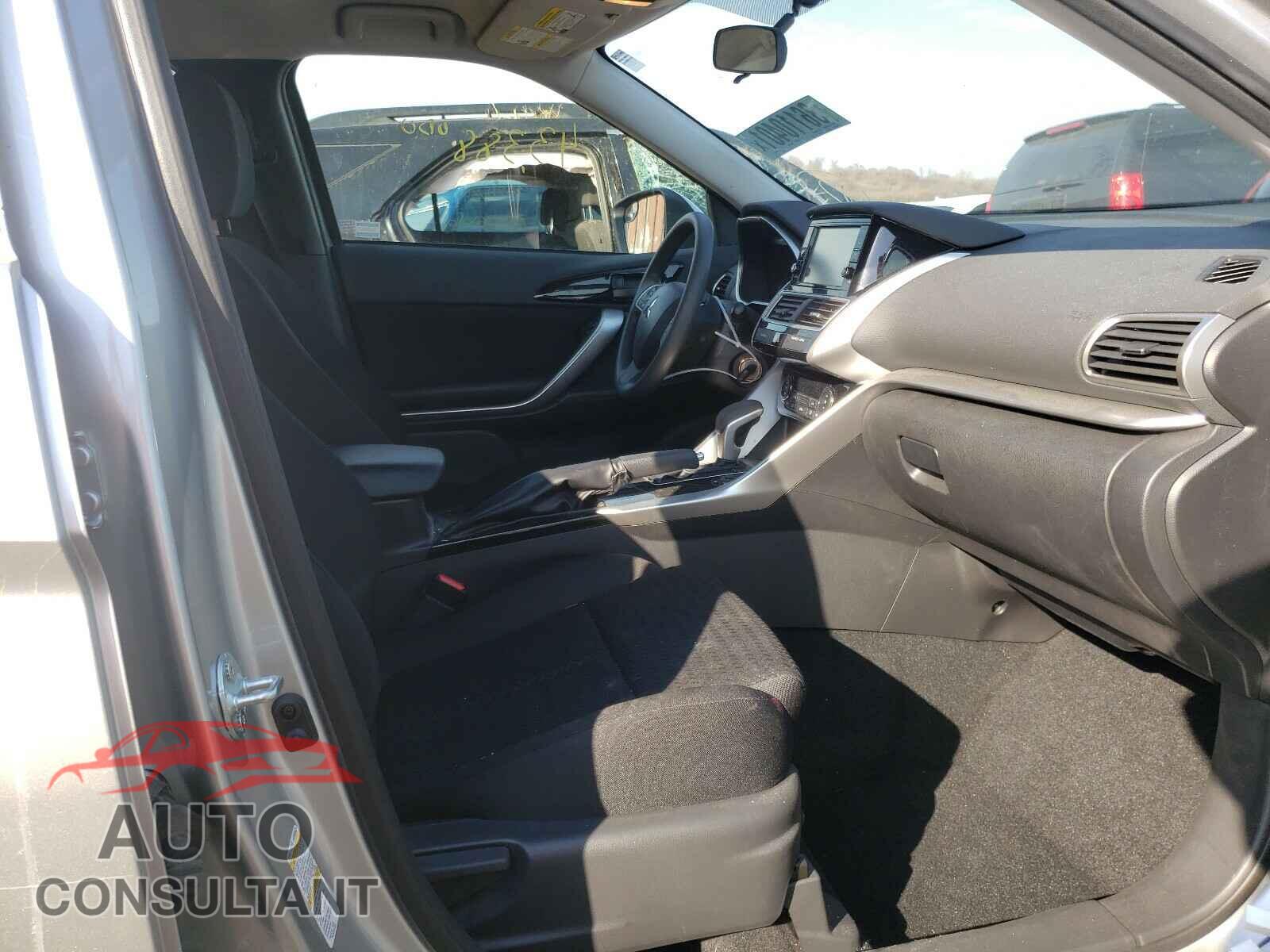 MITSUBISHI ECLIPSE 2018 - JA4AS3AAXJZ047731