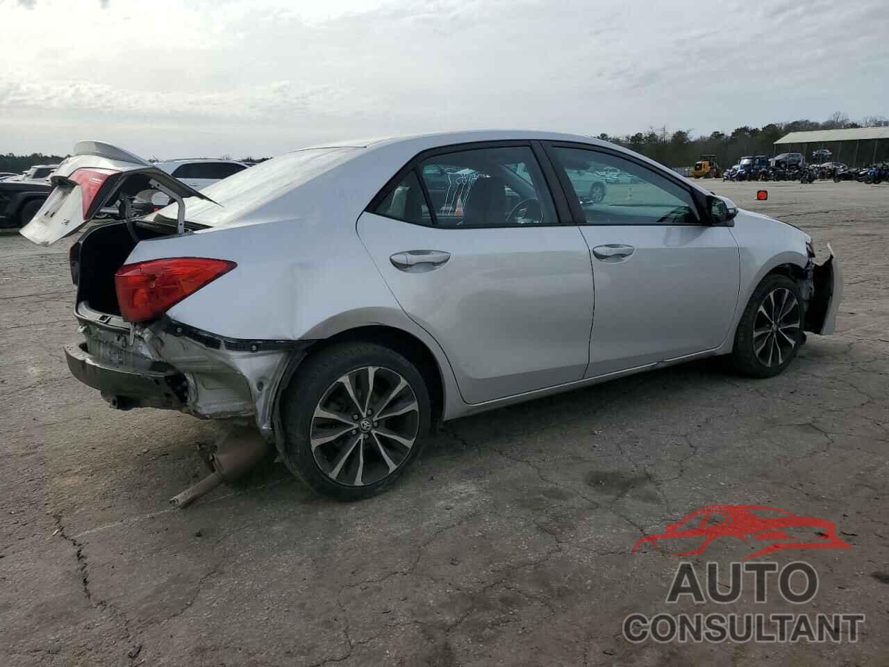 TOYOTA COROLLA 2018 - 5YFBURHE6JP829857