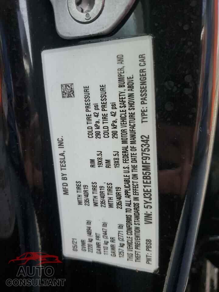 TESLA MODEL 3 2021 - 5YJ3E1EB5MF975342
