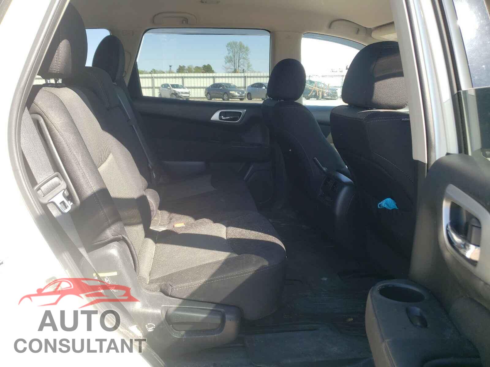 NISSAN PATHFINDER 2017 - 5N1DR2MM1HC616148
