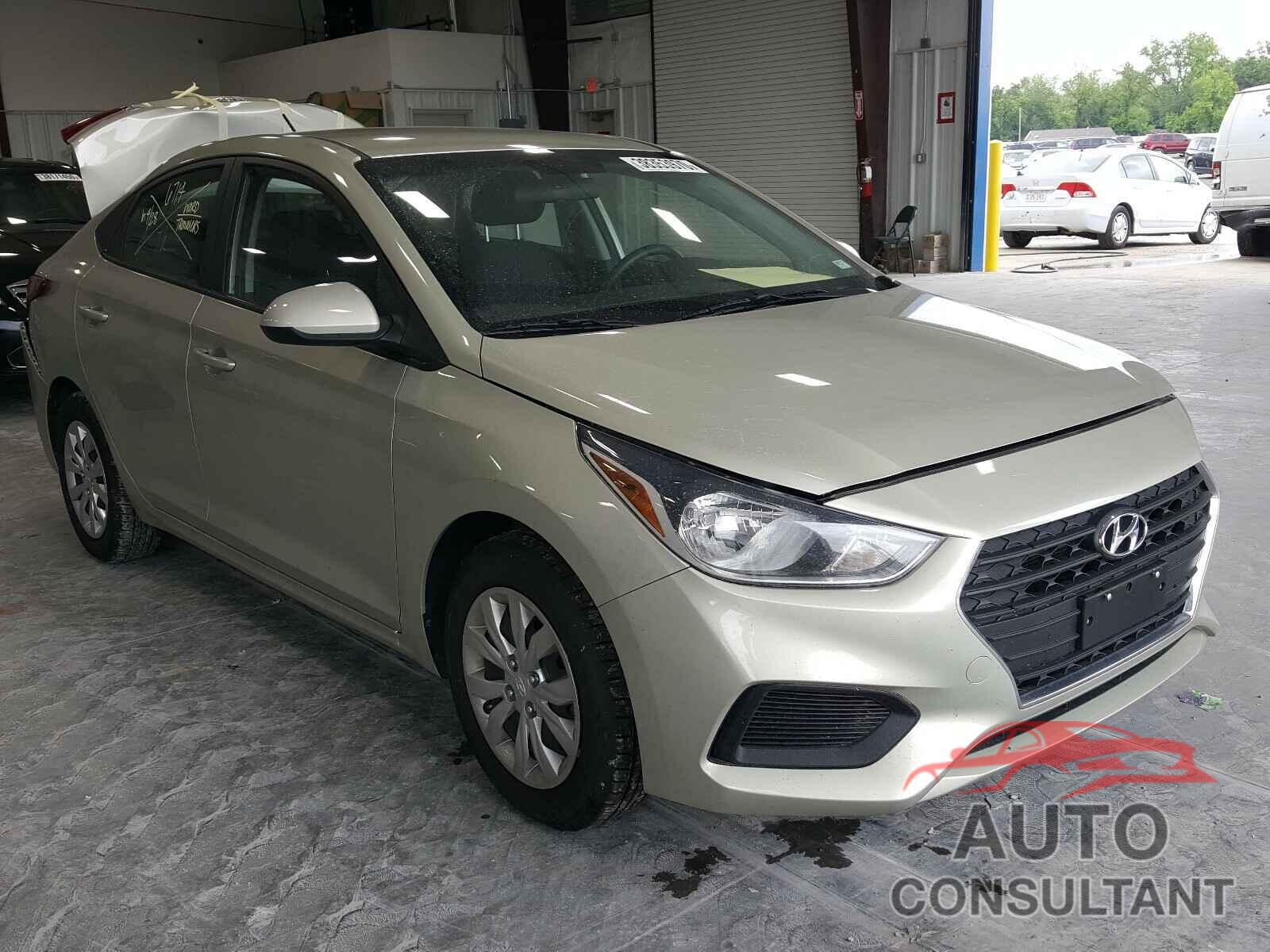 HYUNDAI ACCENT 2018 - 3KPC24A3XJE014617