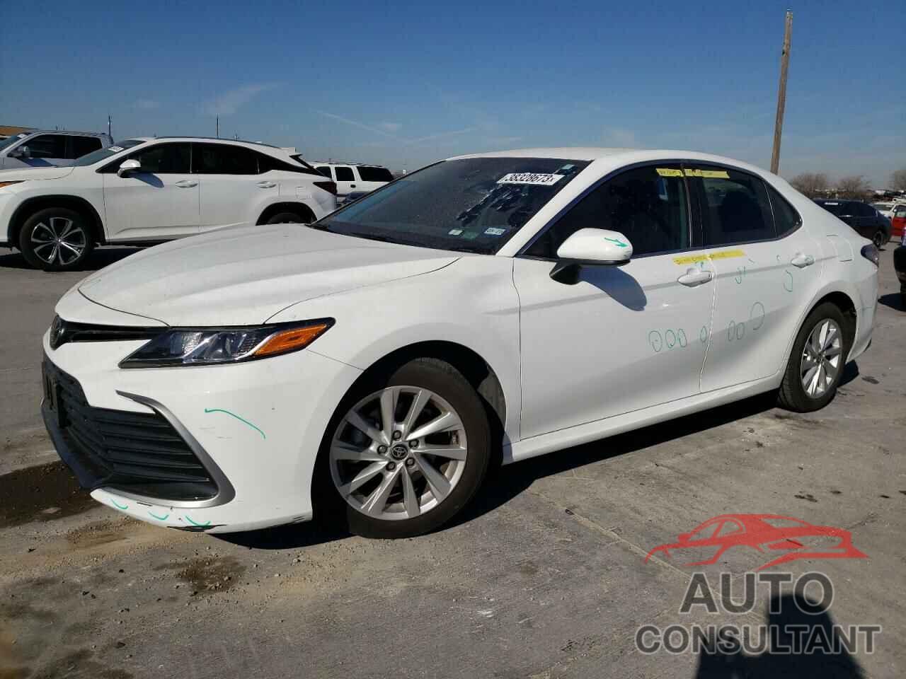 TOYOTA CAMRY 2021 - 4T1C11AK5MU542432