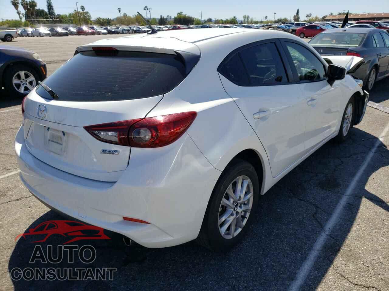 MAZDA 3 2017 - 3MZBN1K76HM158178
