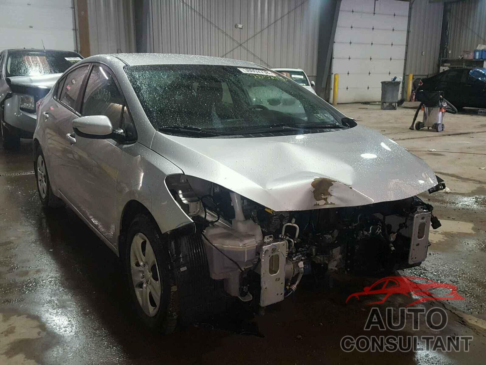 KIA FORTE 2015 - KNAFK4A67F5345890