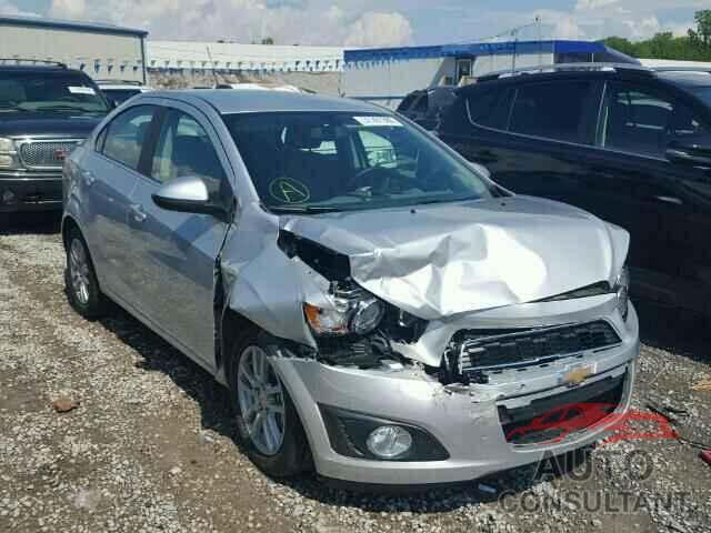 CHEVROLET SONIC 2016 - 1G1JC5SH3G4112086