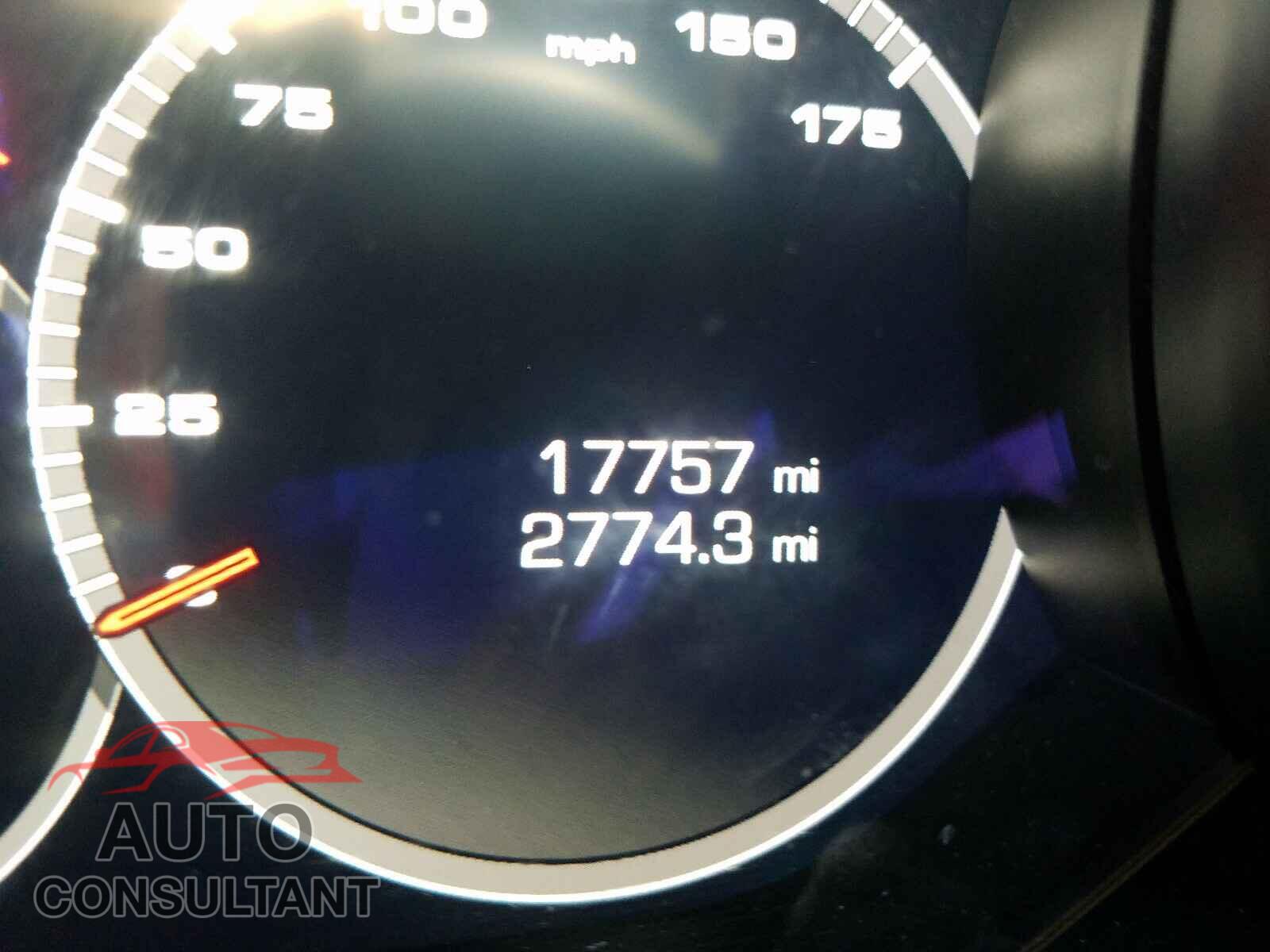 PORSCHE CAYENNE 2019 - WP1AA2AY4KDA10770