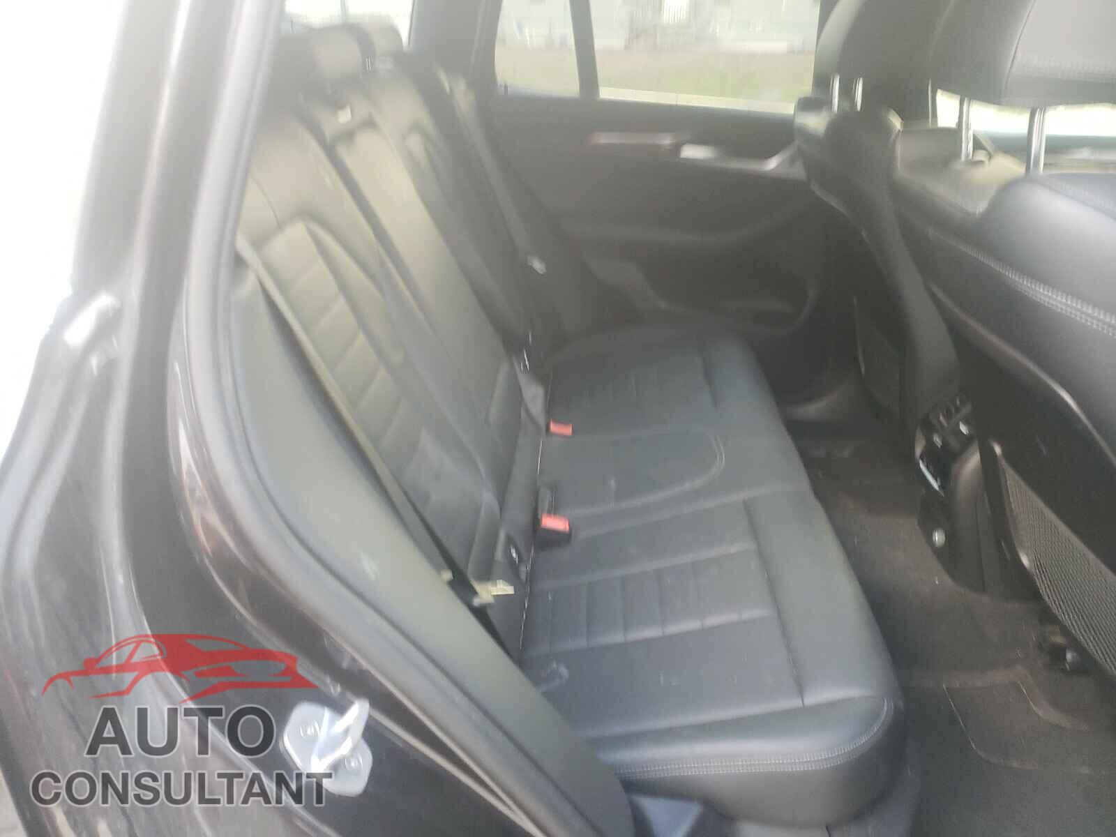BMW X3 2019 - 5UXTR7C5XKLF31468