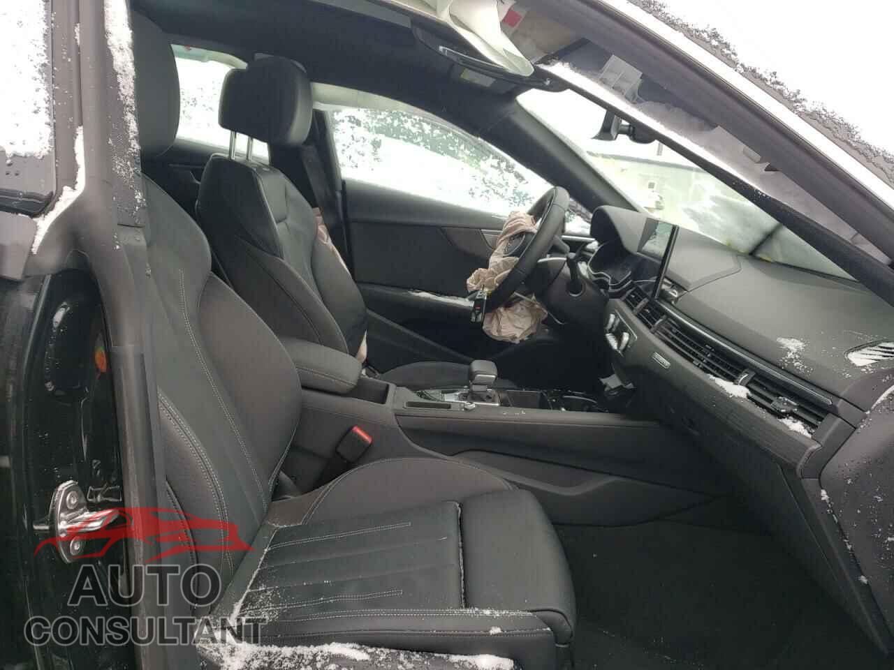 AUDI A5 2021 - WAUDACF59MA059306