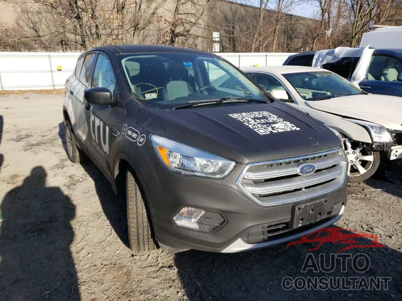 FORD ESCAPE 2017 - 1FMCU9G9XHUB69226
