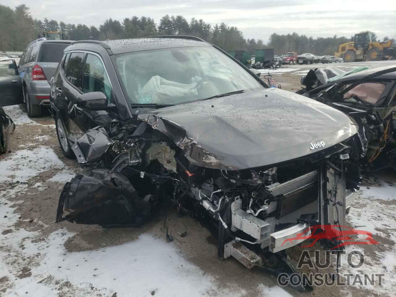 JEEP COMPASS 2019 - 3C4NJDBB3KT840319