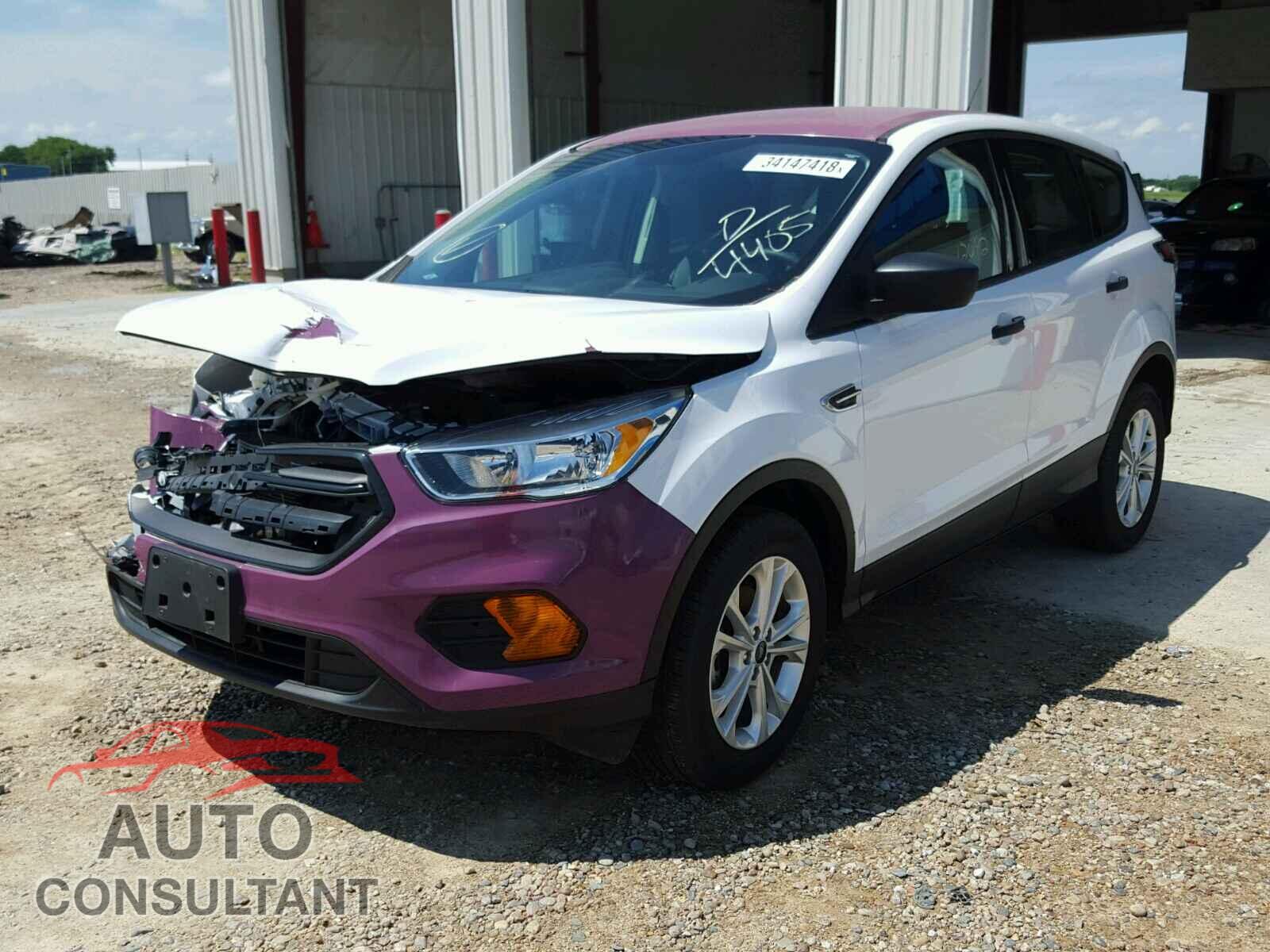 FORD ESCAPE S 2017 - 1FMCU0F72HUC34405