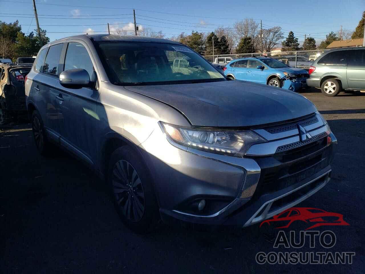 MITSUBISHI OUTLANDER 2019 - JA4AD3A33KZ033716