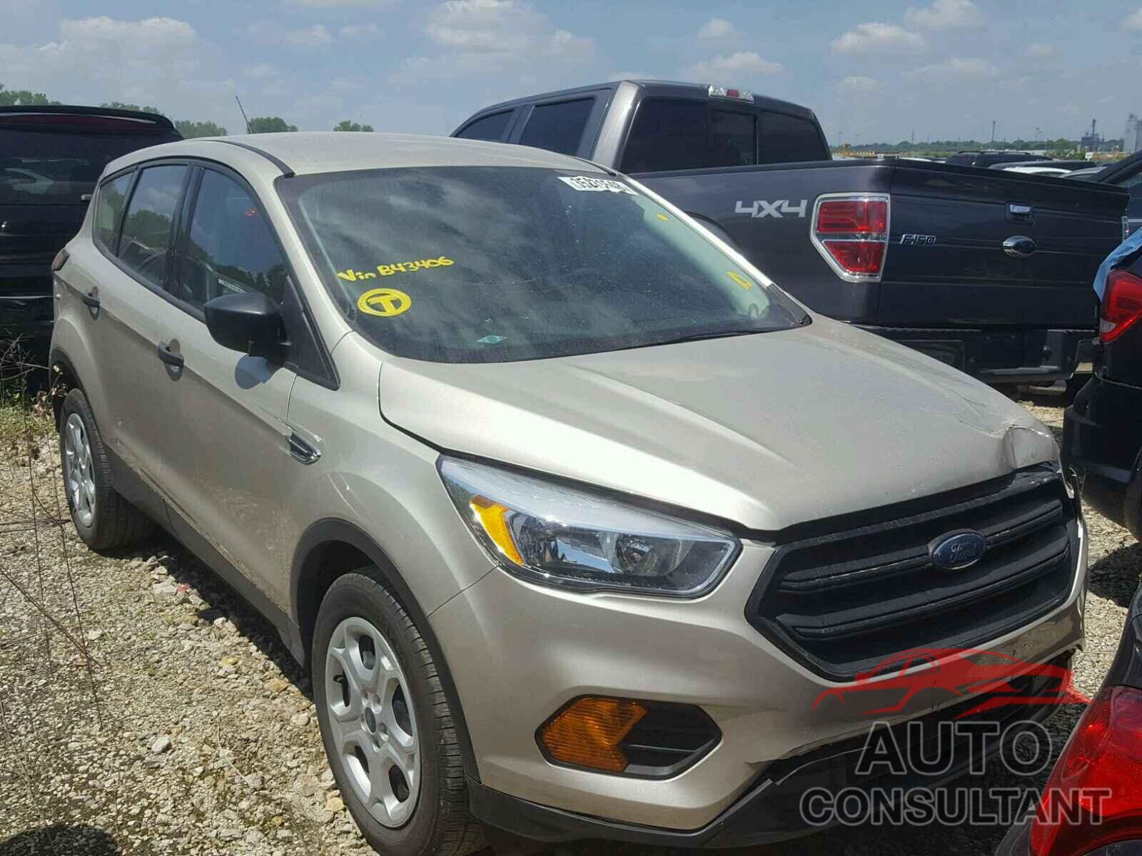 FORD ESCAPE 2017 - 1FMCU0F79HUB43406