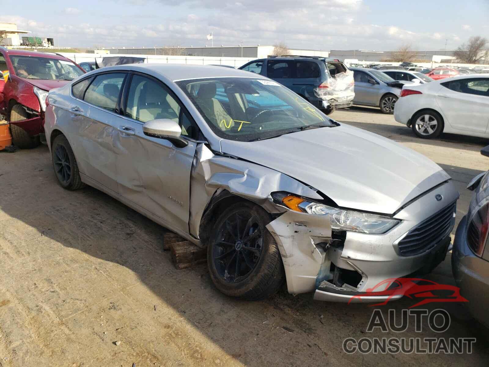 FORD FUSION 2019 - 3FA6P0LU8KR207121