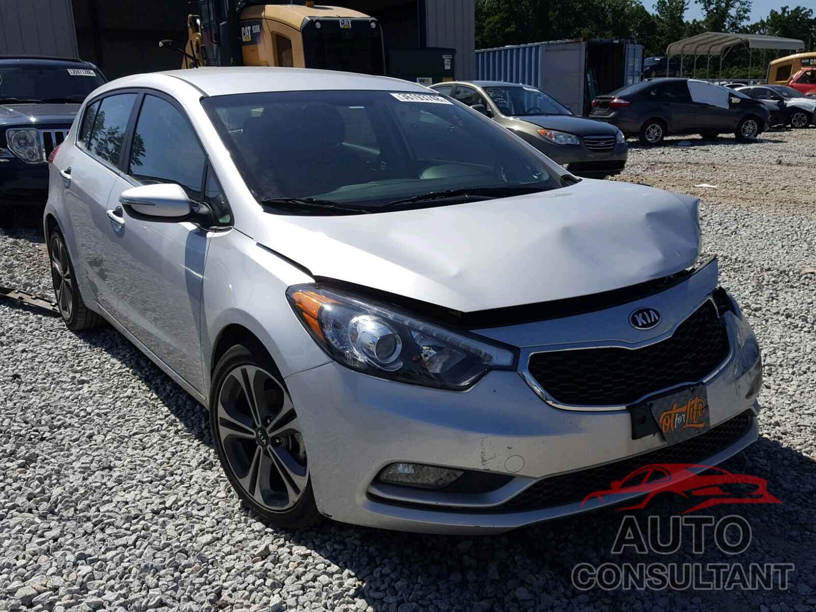 KIA FORTE 2016 - KNAFX5A83G5548060