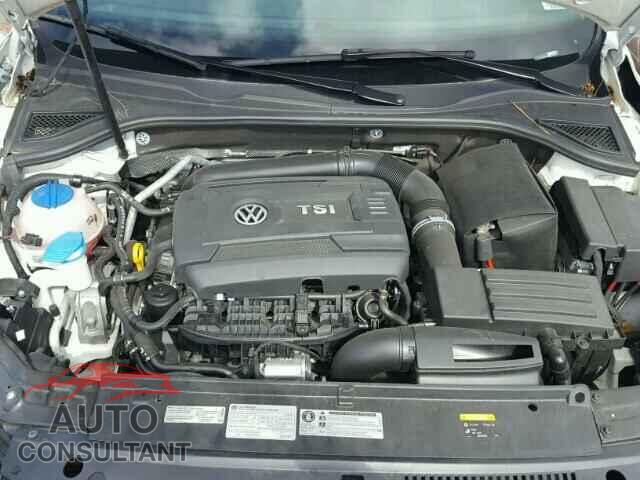 VOLKSWAGEN PASSAT 2015 - 1VWAT7A31FC106961