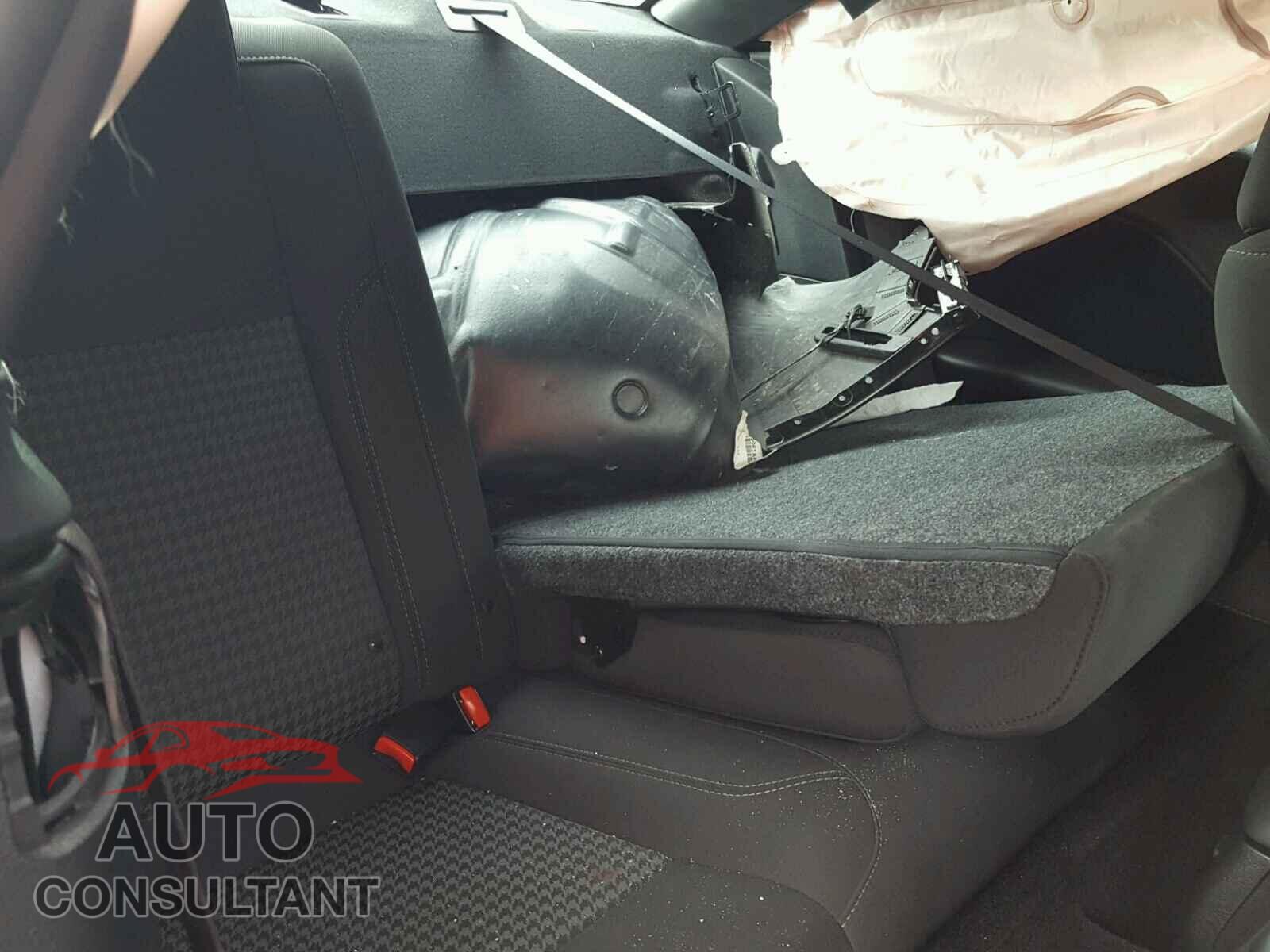 DODGE CHALLENGER 2018 - 2C3CDZAG8JH123595