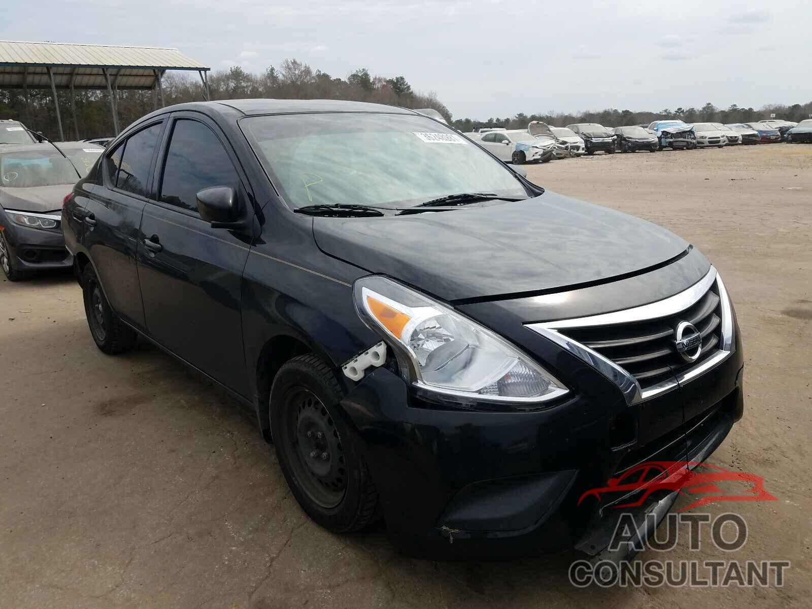 NISSAN VERSA 2018 - 3N1CN7AP4JL816686