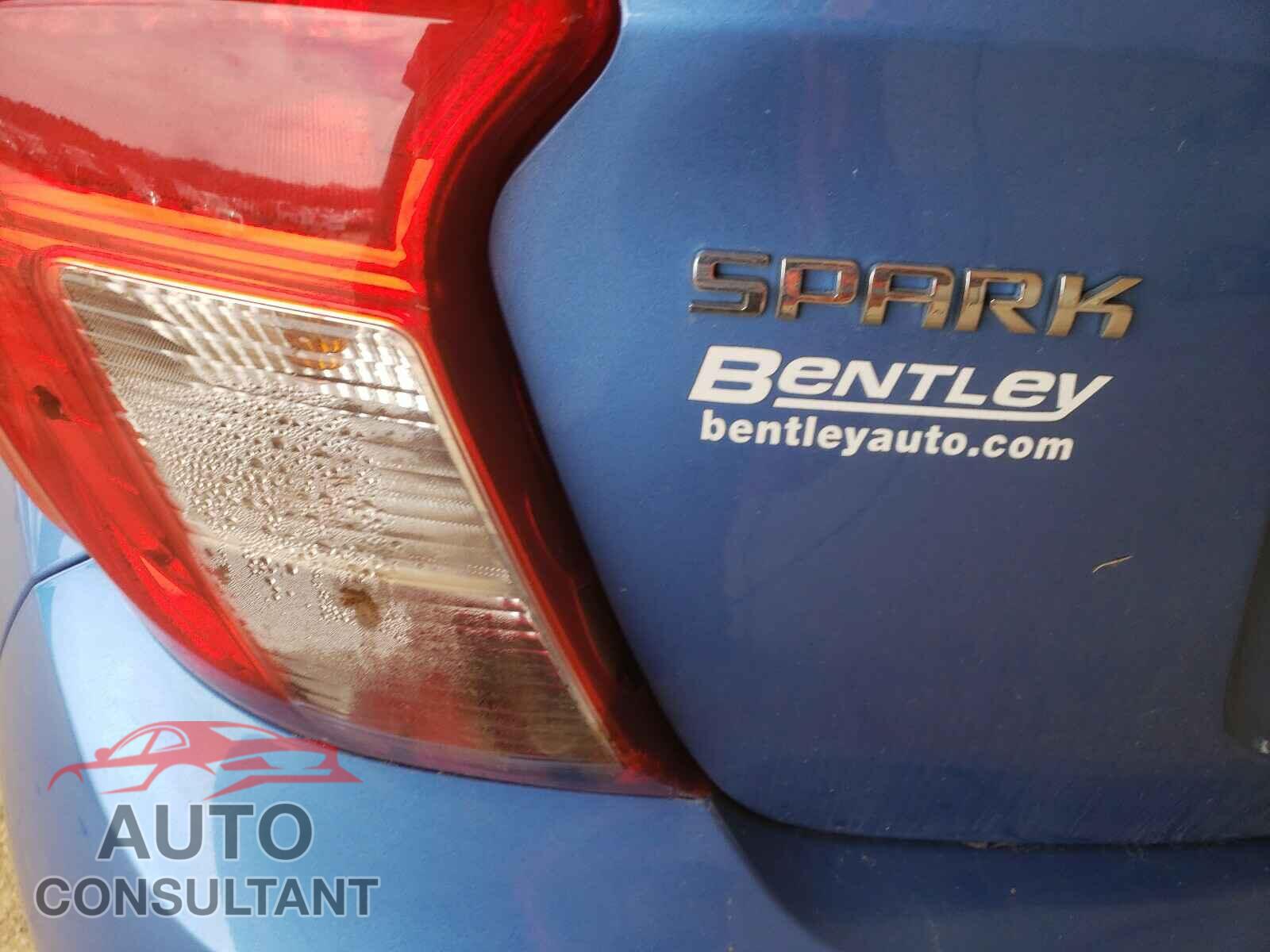 CHEVROLET SPARK 2017 - KL8CB6SA3HC823329