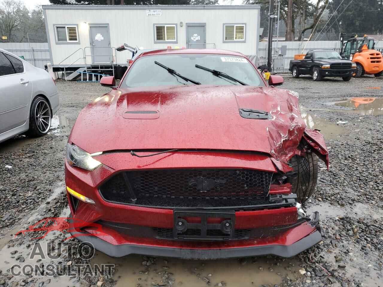 FORD MUSTANG 2018 - 1FA6P8CFXJ5185429