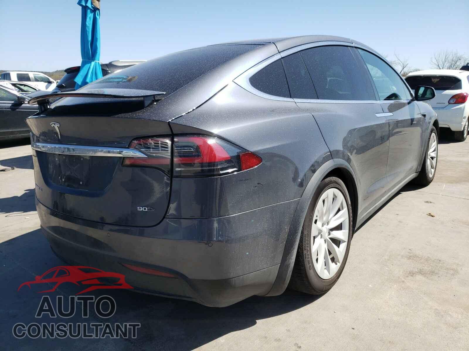 TESLA MODEL X 2017 - 5YJXCBE2XHF053541