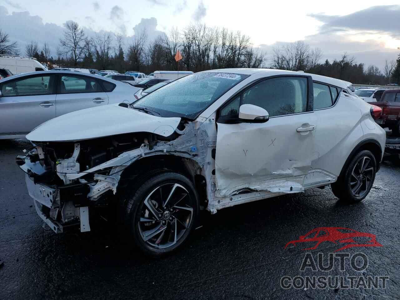 TOYOTA C-HR 2021 - JTNKHMBX7M1110591