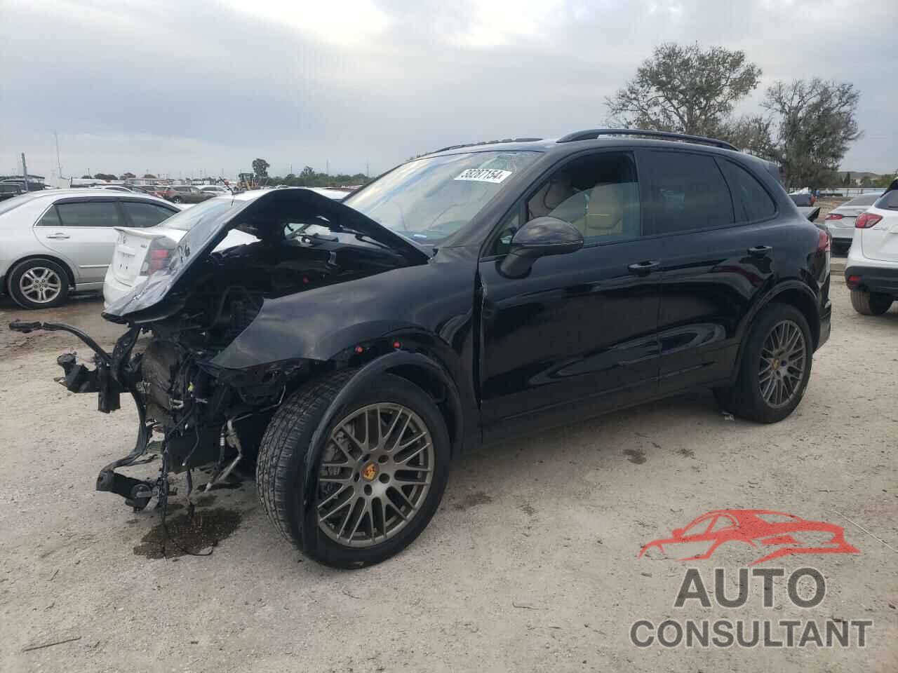 PORSCHE CAYENNE 2018 - WP1AA2A26JKA03812