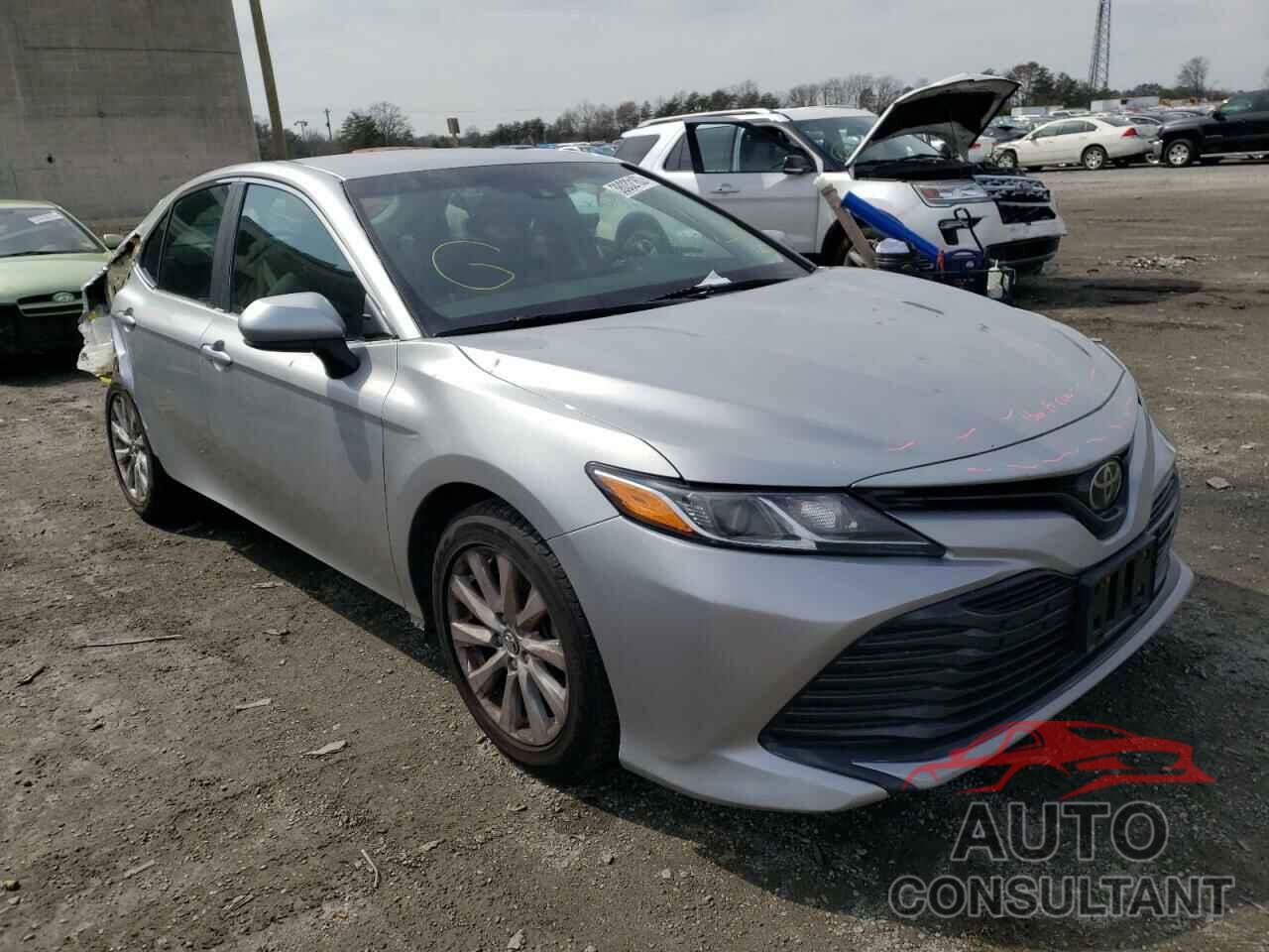 TOYOTA CAMRY 2018 - 4T1B11HK0JU579692