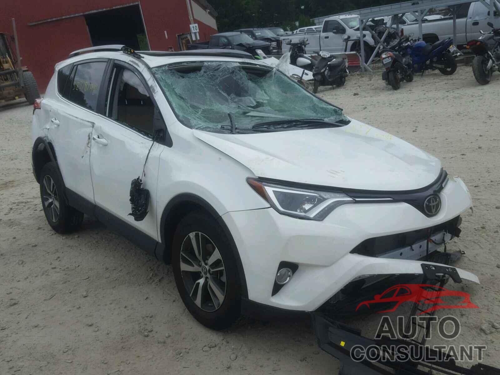 TOYOTA RAV4 XLE 2018 - 2T3RFREV1JW745741