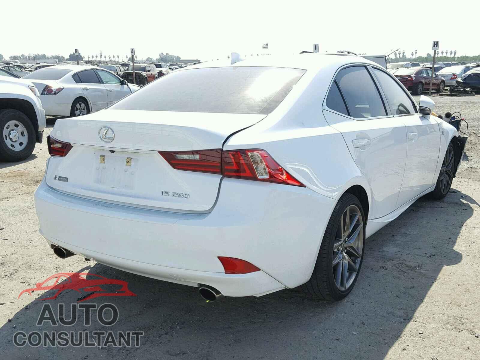 LEXUS IS 2015 - JTHBF1D29F5075489
