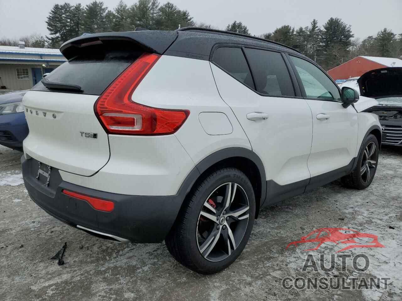 VOLVO XC40 2020 - YV4162UM9L2249849