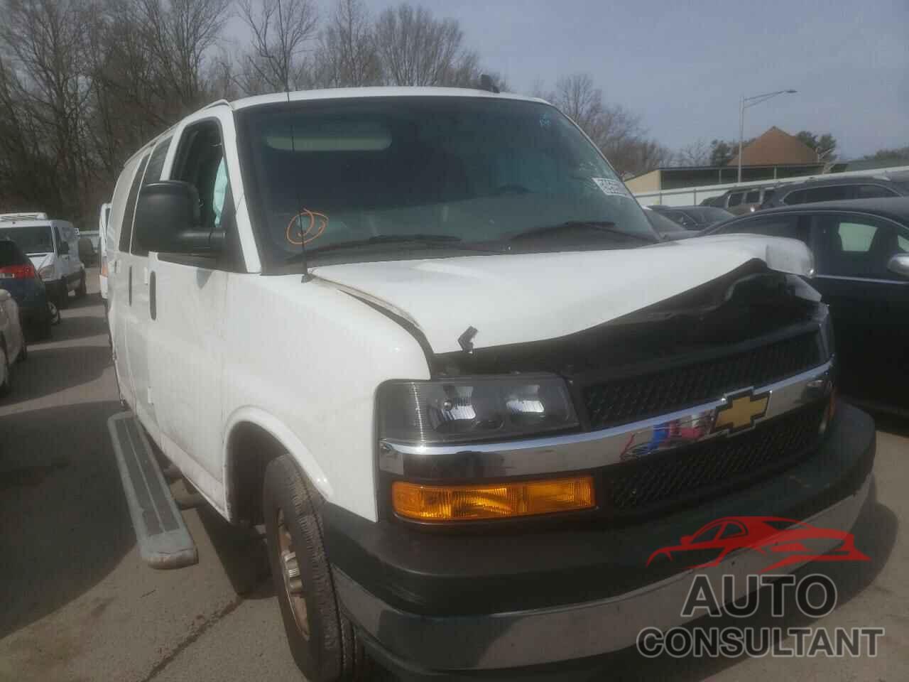 CHEVROLET EXPRESS 2020 - 1GCWGAFG3L1265087