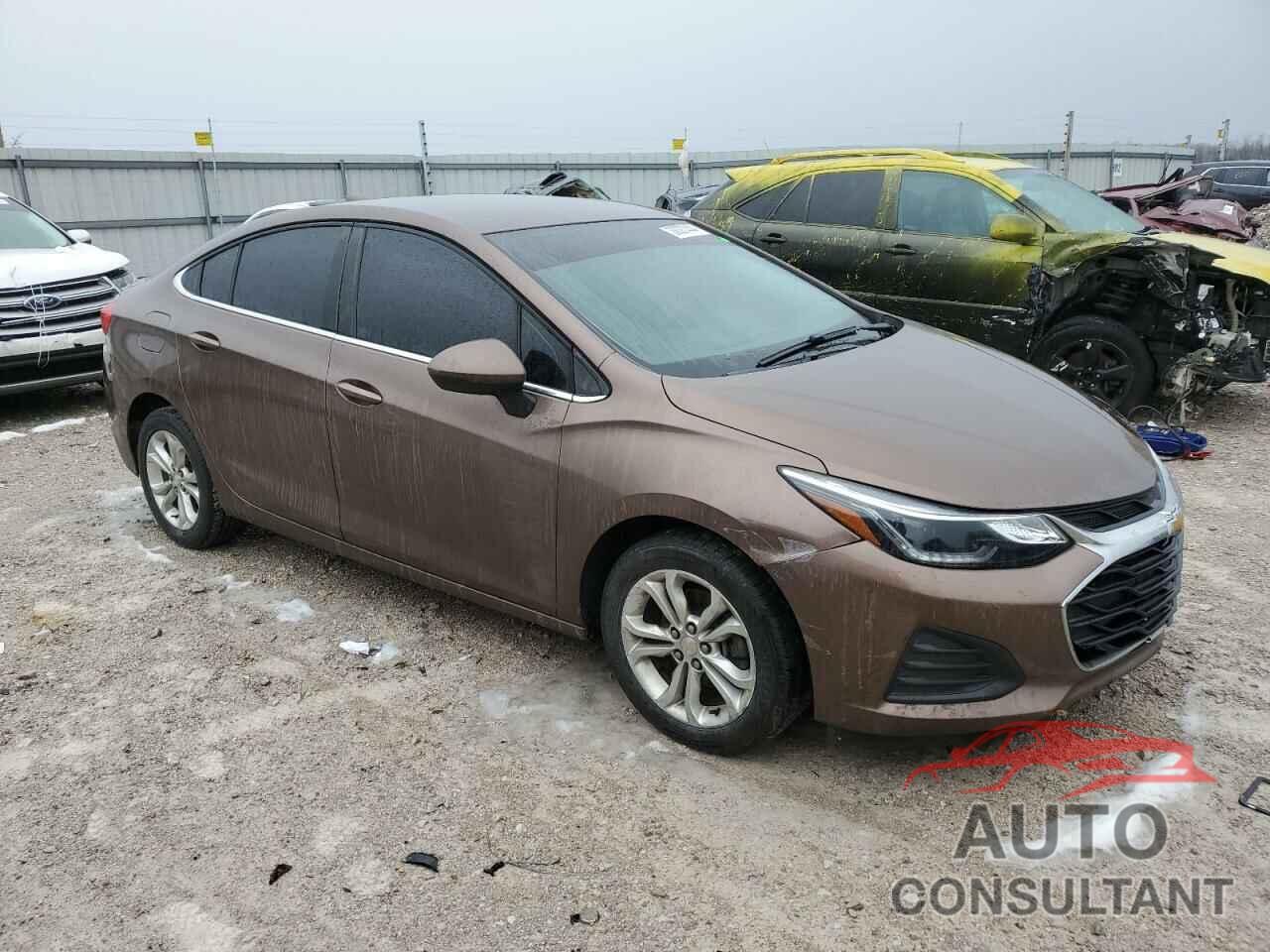 CHEVROLET CRUZE 2019 - 1G1BE5SM3K7134656