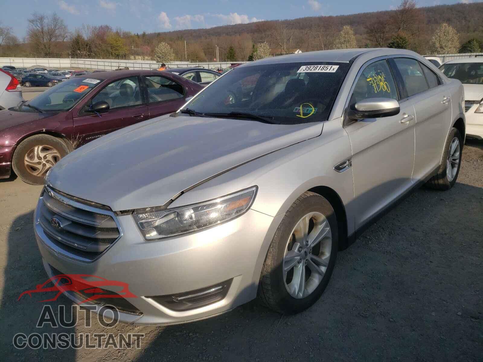 FORD TAURUS 2016 - 1FAHP2E82GG139708