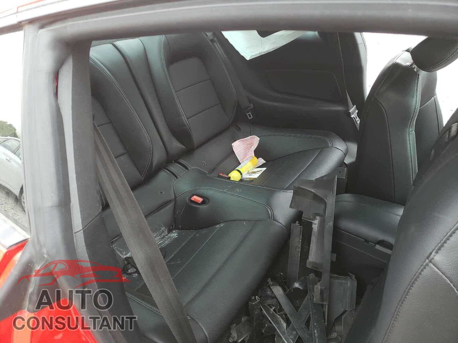 FORD MUSTANG 2018 - 1FA6P8CF3J5106344