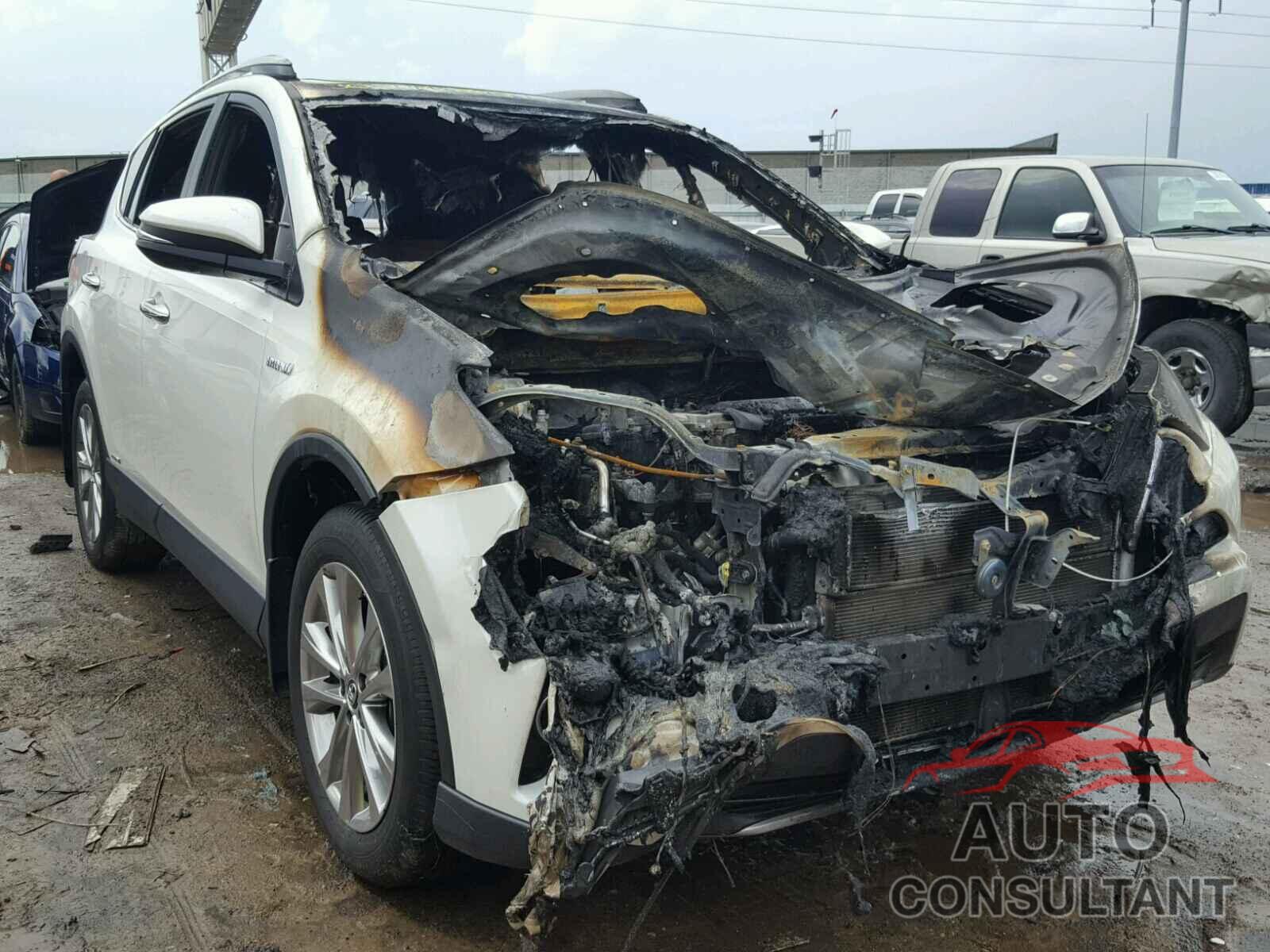 TOYOTA RAV4 2017 - JTMDJREVXHD152279