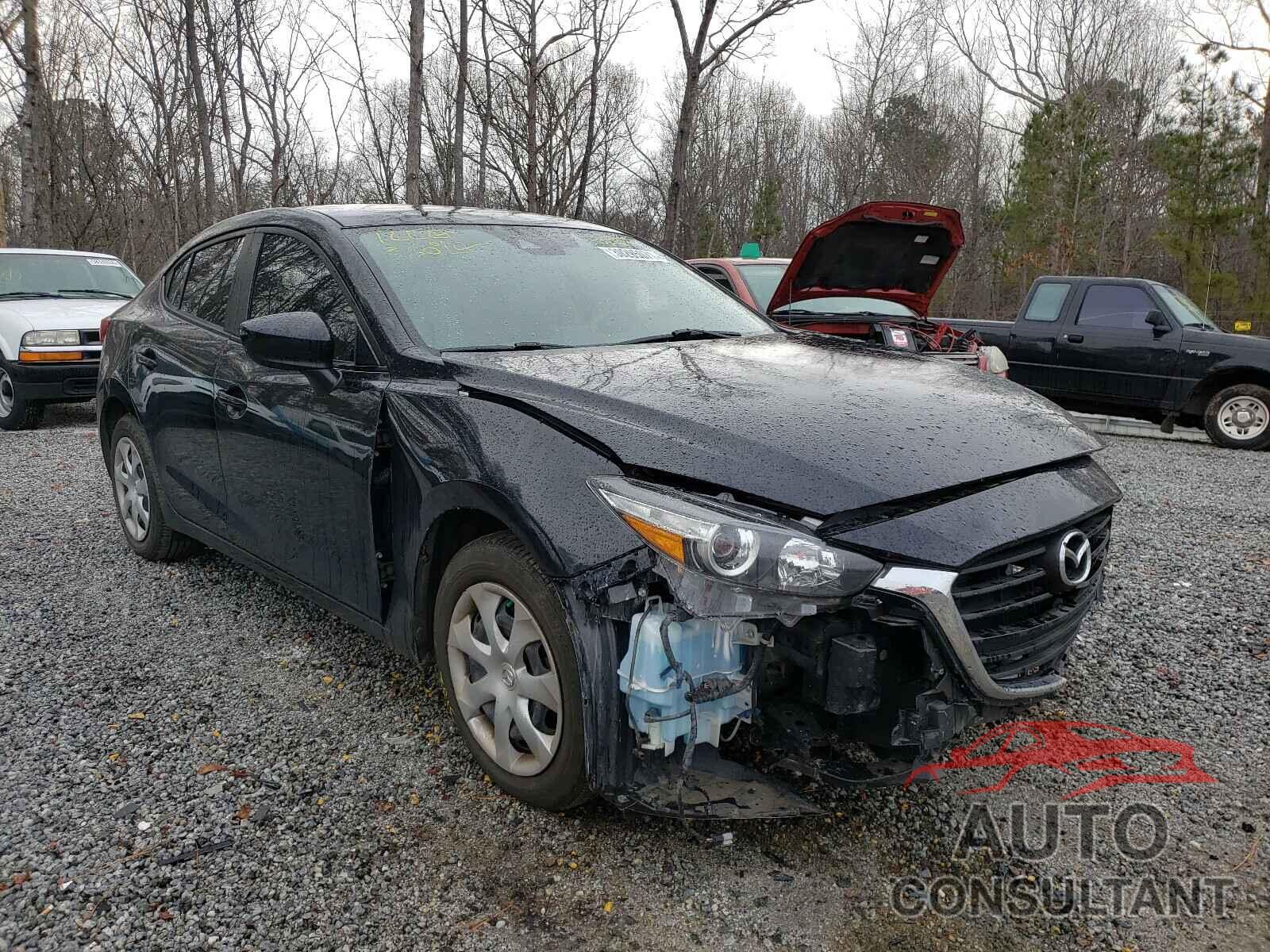 MAZDA 3 2018 - 3MZBN1U78JM191752