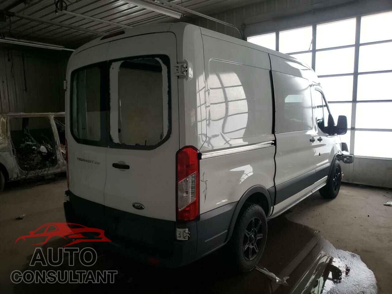 FORD TRANSIT CO 2017 - 1FTYR1CM4HKA38442