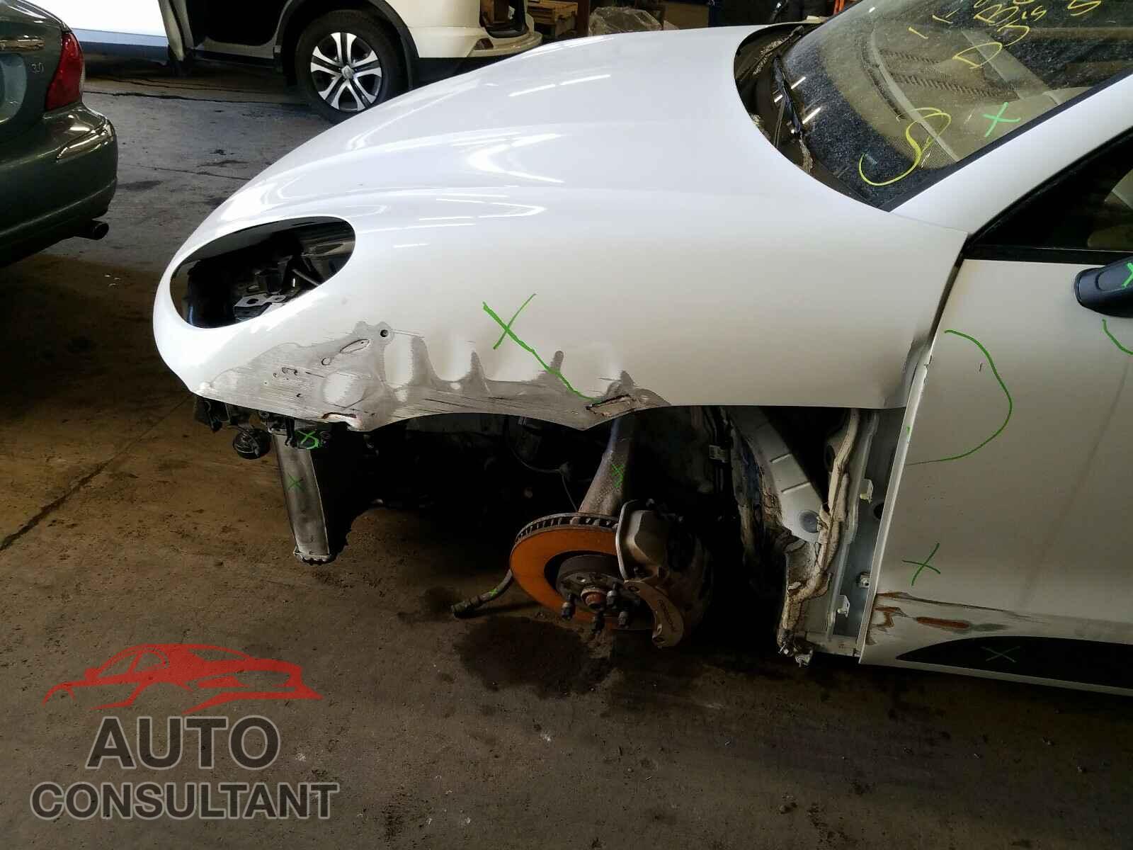 PORSCHE MACAN 2016 - WP1AB2A58GLB40180