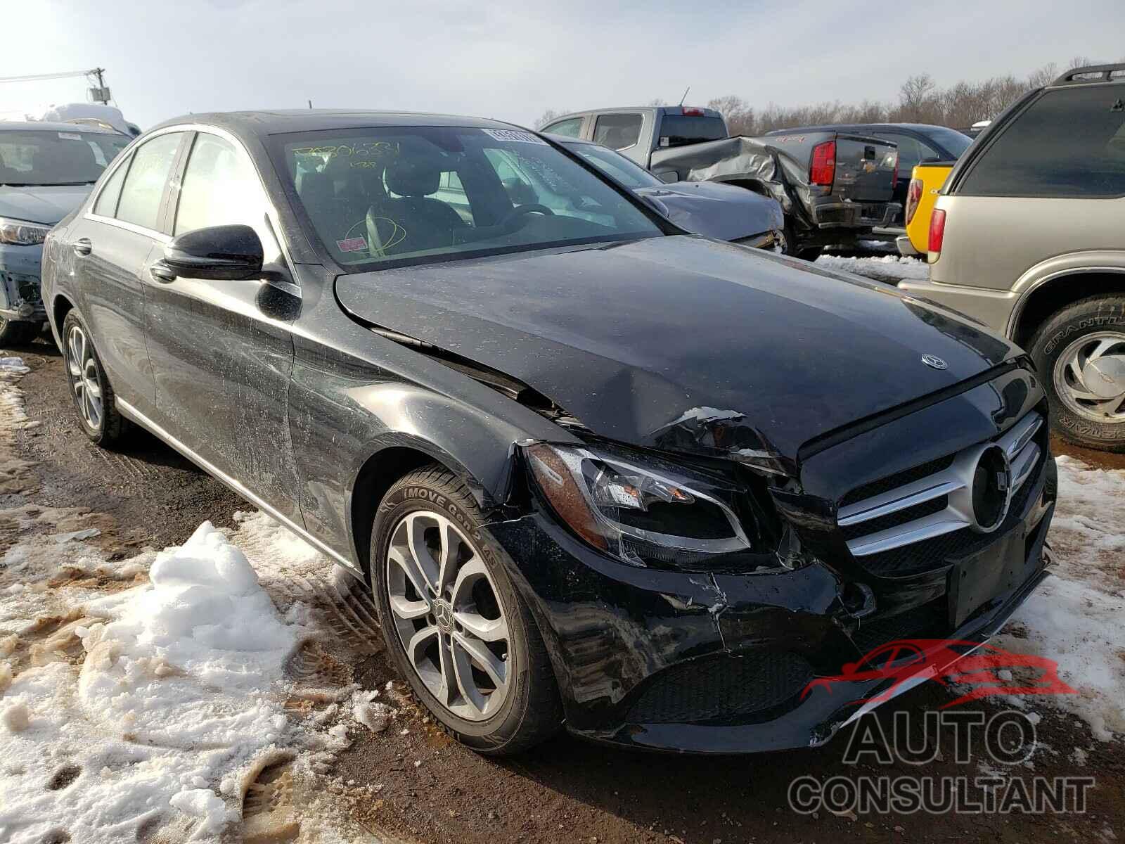 MERCEDES-BENZ C CLASS 2018 - 55SWF4KB6JU270429