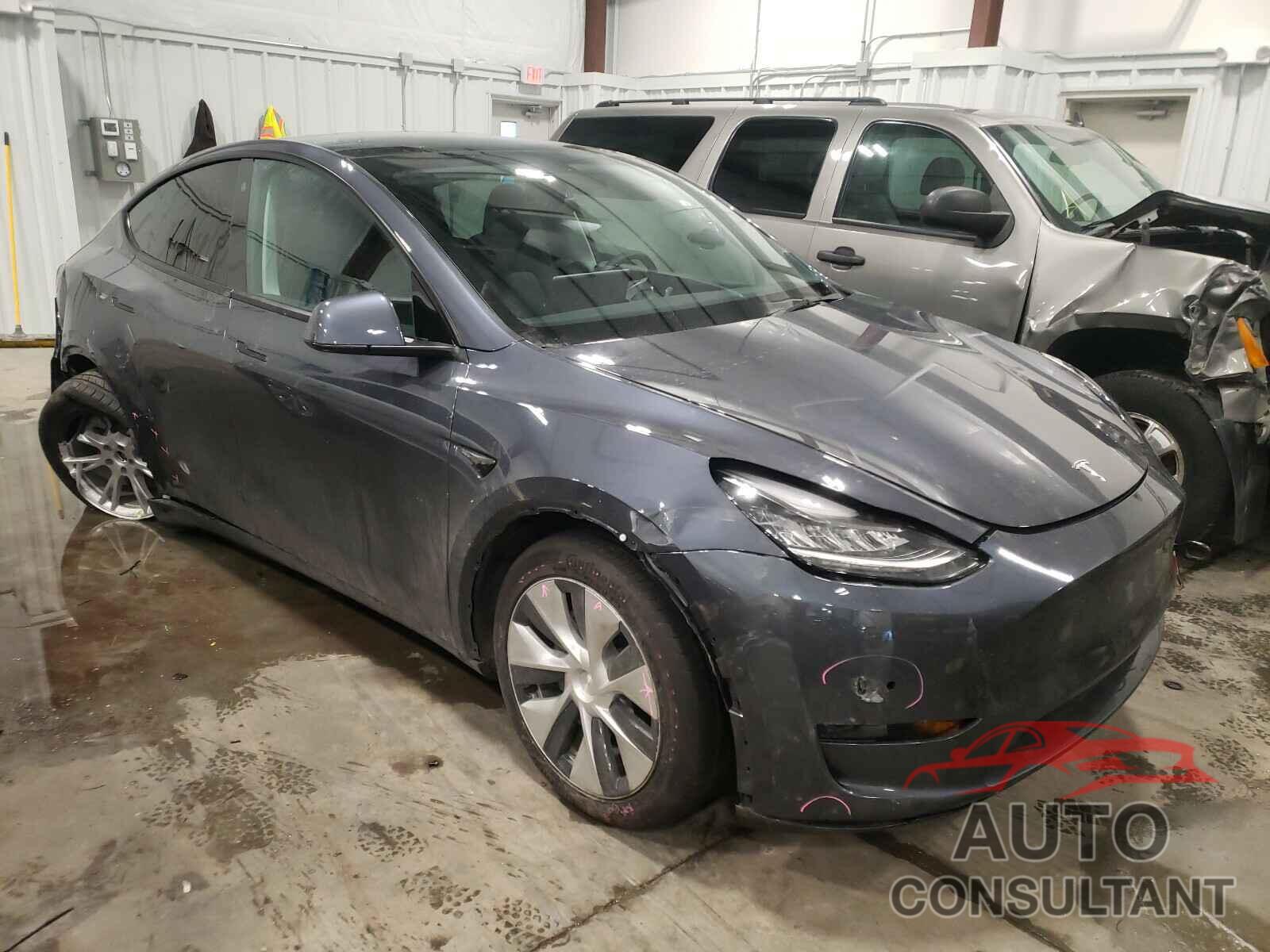 TESLA MODEL Y 2021 - 5YJYGDEE9MF106609
