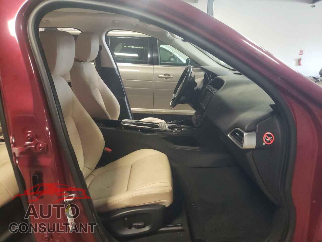 JAGUAR F-PACE 2017 - SADCJ2BV6HA499766