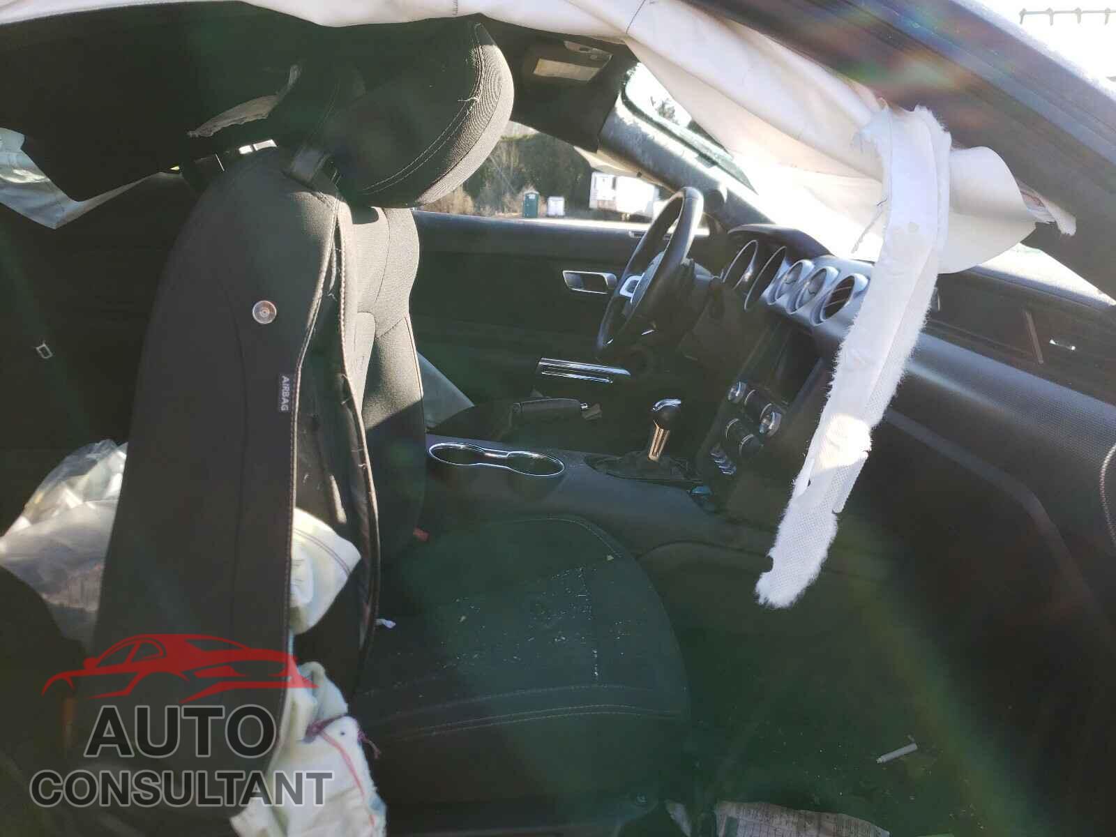 FORD MUSTANG 2018 - 1FA6P8TH4J5101199