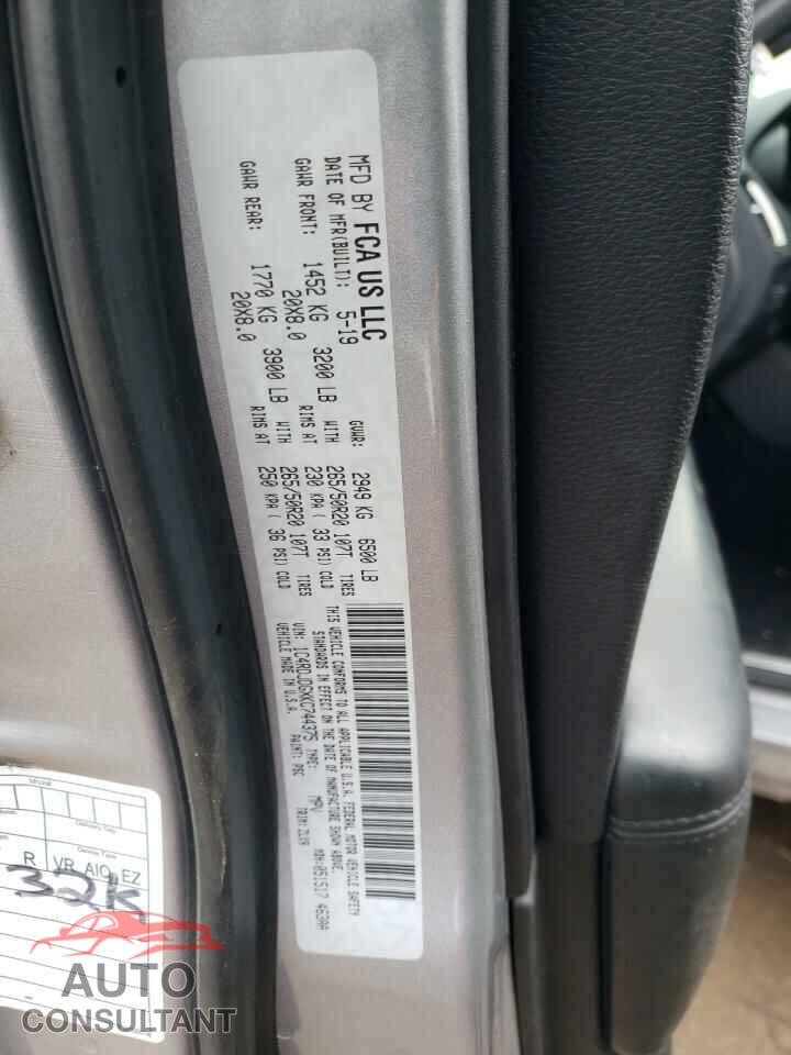 DODGE DURANGO 2019 - 1C4RDJDGXKC744375